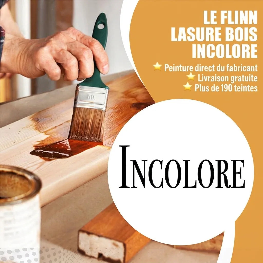 Personne appliquant une lasure à bois Flynn incolore sur une planche. Lasures direct fabricant, livraison gratuite, +190 teintes.