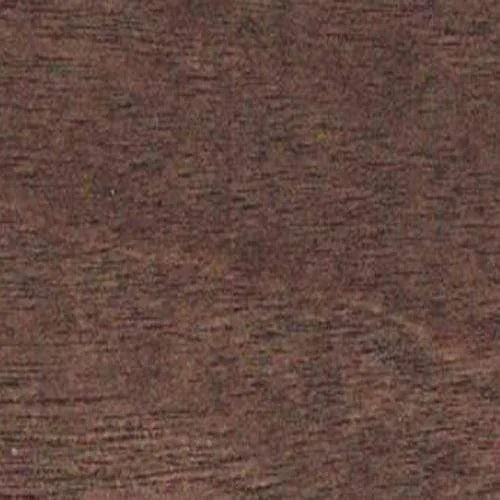 Ciemnobrązowa tekstura drewna o drobnych, poziomych słojach.