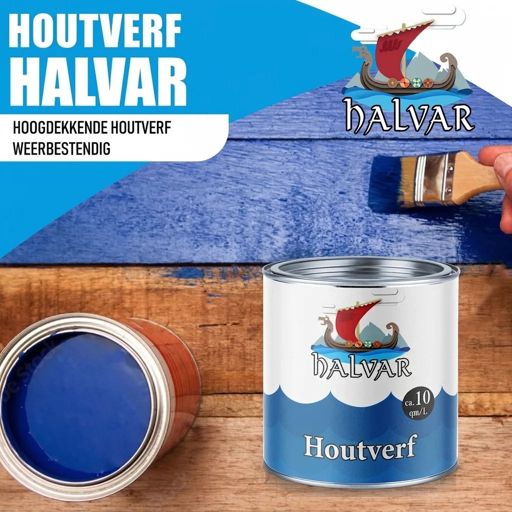 Halvar blauwe houtbeschermingsverf. Hout wordt dekkend blauw geschilderd, met een open verfblik op tafel.