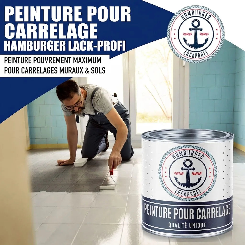 Homme peignant des carreaux de sol avec Fliesenlack, une peinture couvrante pour carrelage mural et de sol.