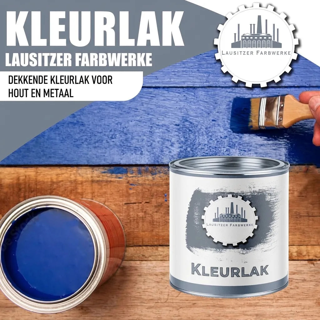 Blauwe hoogdekkende kleurlak van Lausitzer Farbwerke voor hout en metaal, met verfkwast en geopende pot.