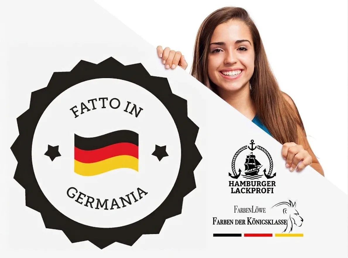 Donna sorridente con cartello che mostra badge 'Made in Germany' e logo FarbenLöwe, colori premium.