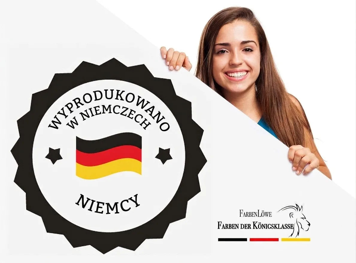 Uśmiechnięta kobieta z tablicą: logo „Made in Germany” i „FarbenLöwe Farben der KönigsKlasse”.