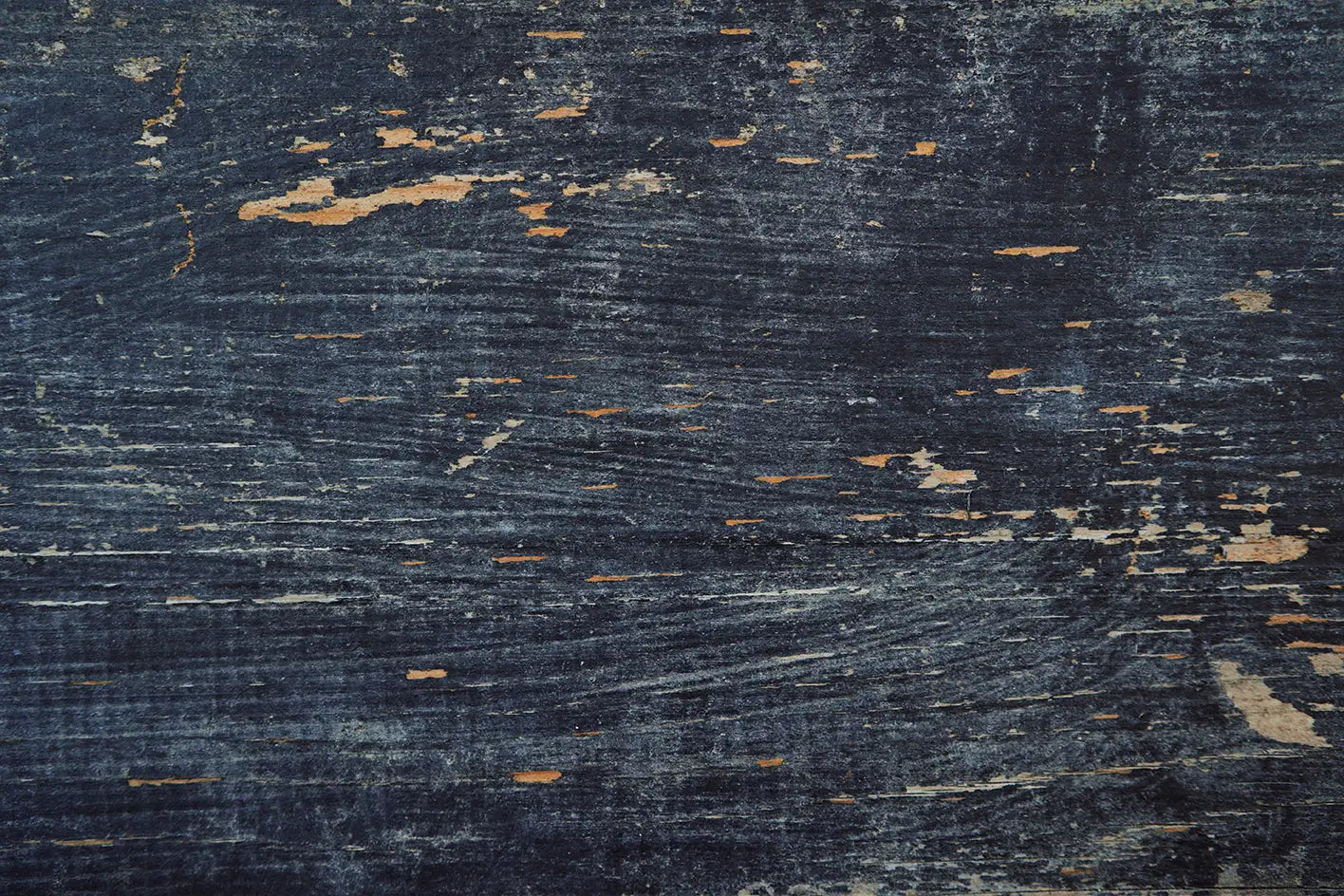 Dunkles Holz hell streichen SchrittfürSchritt zum perfekten Ergebnis
