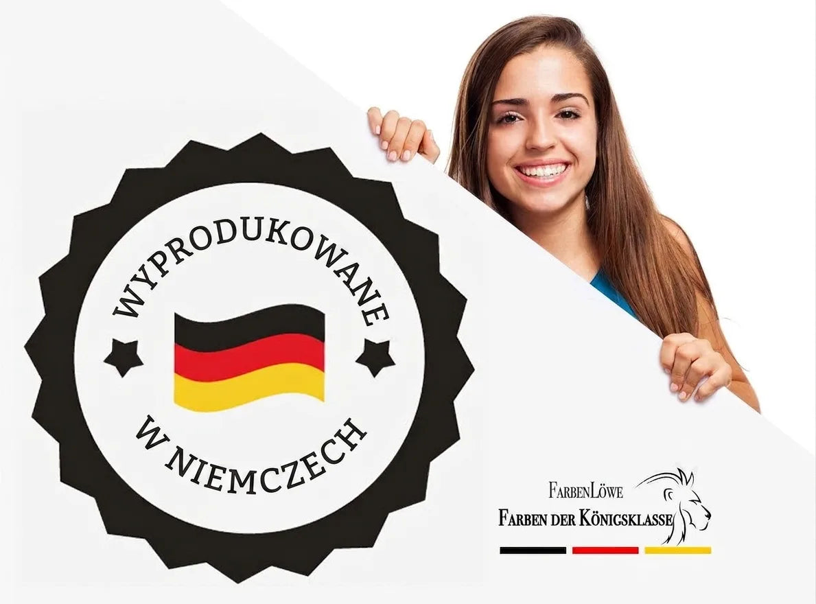 Młoda kobieta trzyma duży biały znak z etykietą 'Made in Germany' i logo 'FarbenLöwe Farben der Königsklasse'.